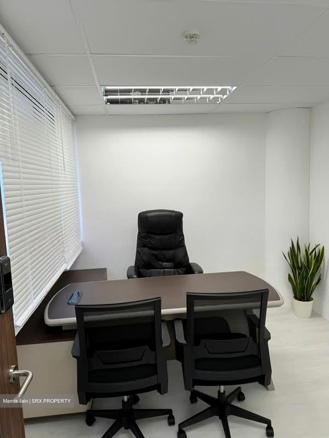 Sim Lim Tower (D8), Office #578518621
